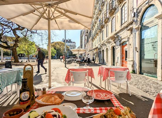 portugal/lisbon-coast/restaurant/cais-na-preguica