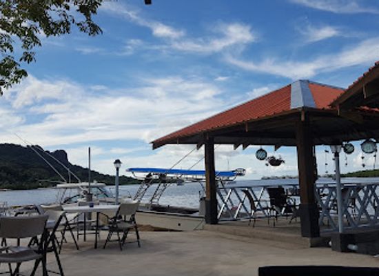 micronesia/outer-islands-of-pohnpei/restaurant/mangrove-bay-bar
