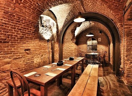 spain/madrid/malasana/restaurant/brew-wild-pizza-bar