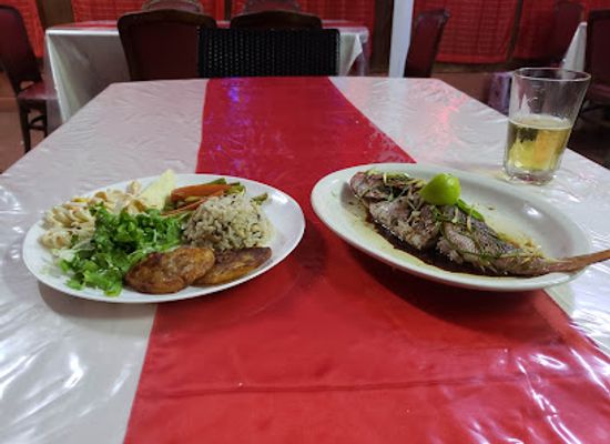 saint-vincent-and-the-grenadines/saint-patrick/restaurant/4-shells-fish-joint