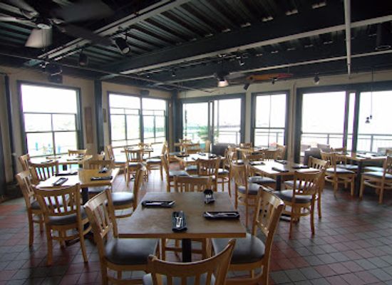 massachusetts/provincetown/restaurant/ross-grill
