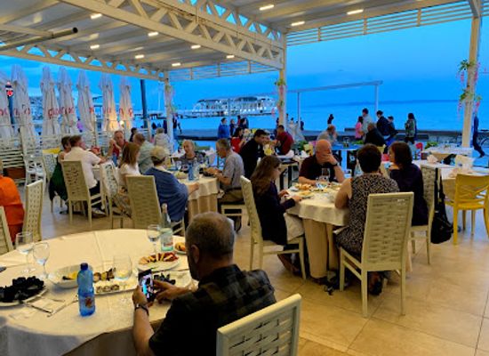 albania/durres/restaurant/colombia-restaurant