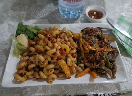 cameroon/yaounde/restaurant/a-la-table-du-roi-efoulan-yaounde