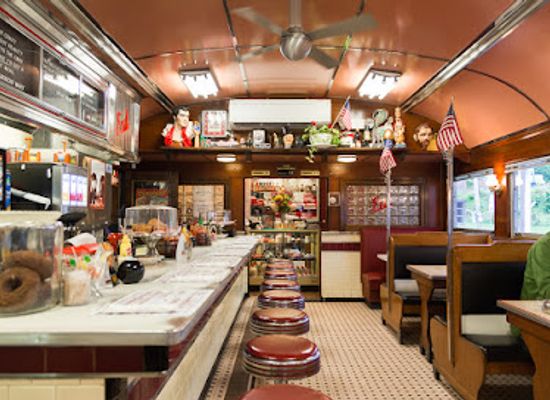 new-hampshire/hanover/restaurant/four-aces-diner