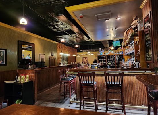 virginia/roanoke/downtown-roanoke/restaurant/table-50