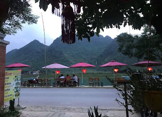 vietnam/north-central-coast/restaurant/river-son-quan