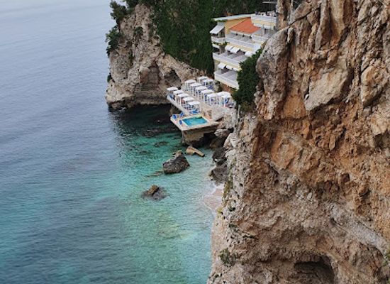 albania/vlora-coast/restaurant/gaia