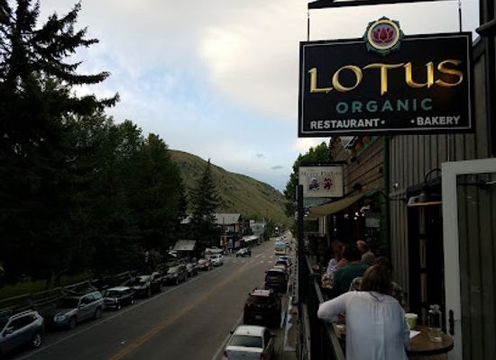 wyoming/jackson-hole/restaurant/lotus
