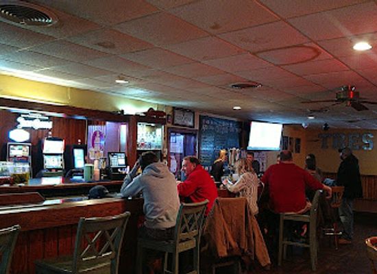 illinois/southern-illinois/restaurant/tres-hombres-mexican-restaurant-and-lounge