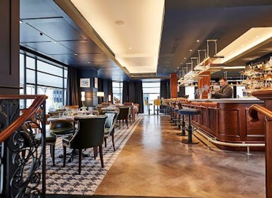 united-kingdom/london/restaurant/blue-boar-pub