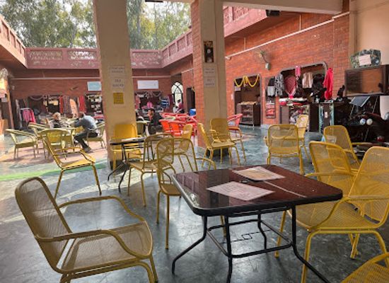 india/amritsar/wagah-border/restaurant/shahi-qila