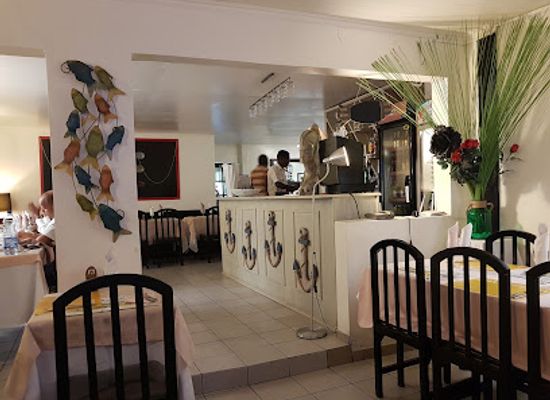 gabon/mayumba-national-park/restaurant/restaurant-le-mississipi