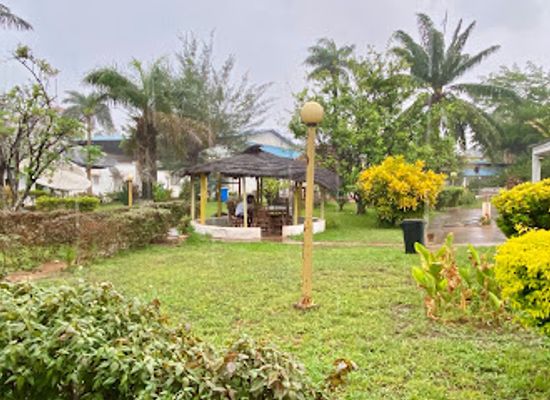 guinea-bissau/cacheu-mangroves-natural-park/restaurant/almagui-restaurante-apart-hotel