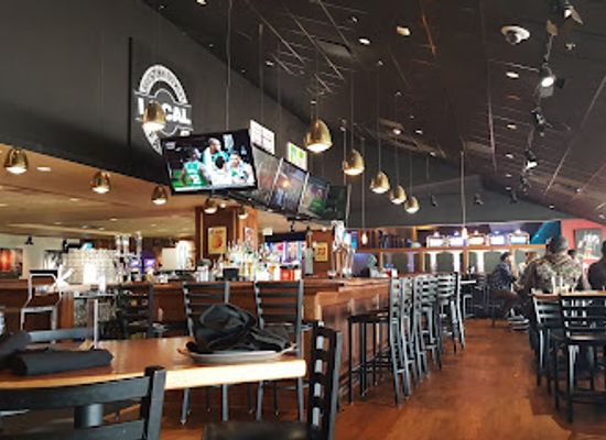 oklahoma/oklahoma-city/adventure-district/restaurant/bricktown-brewery-remington-park
