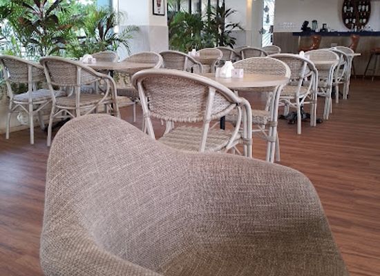 kenya/mombasa-beach/restaurant/cool-beans-cafe