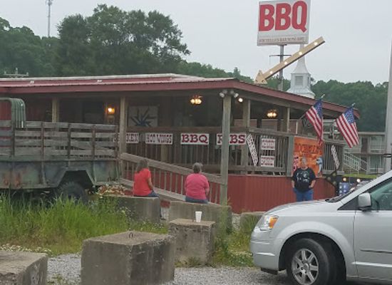 tennessee/buffalo-river-valley/restaurant/rochelle-s-bbq