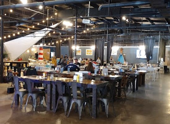 iowa/southeast-iowa/restaurant/tavern-blue