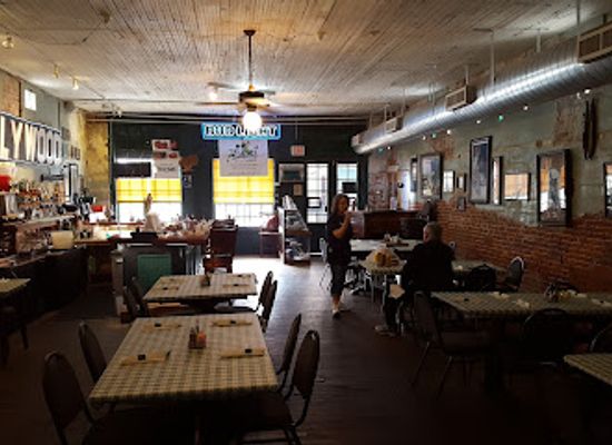 tennessee/mississippi-delta/restaurant/the-hollywood-cafe