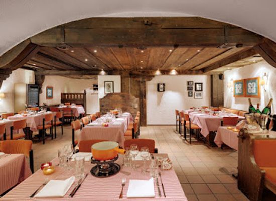 switzerland/davos/restaurant/la-cave