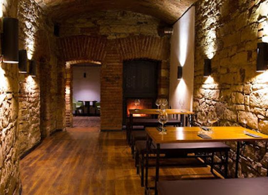 czechia/czech-forest/restaurant/husinec