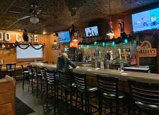 ohio/akron/restaurant/ido-bar-grill