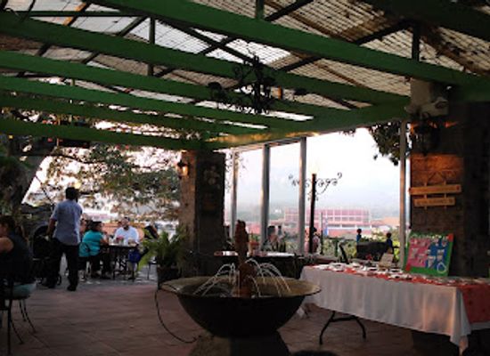 el-salvador/highlands/restaurant/vivero-cafe-el-arco