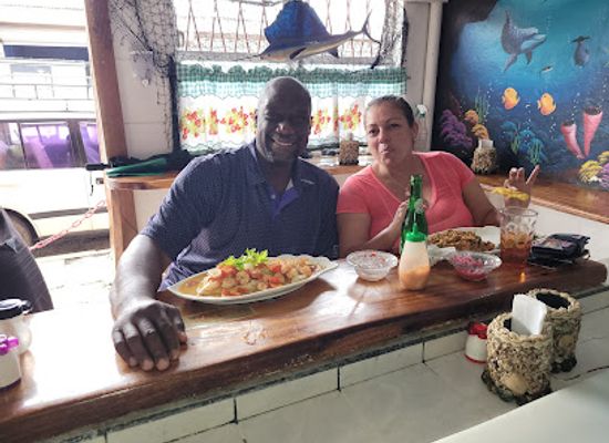costa-rica/puntarenas/restaurant/marisqueria-de-mis-suegris