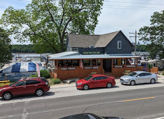 illinois/river-bend/restaurant/grafton-pub