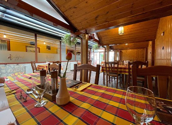 hungary/bakony/restaurant/stork-s-nest