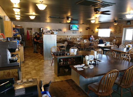 wyoming/niobrara-county/restaurant/outpost-cafe