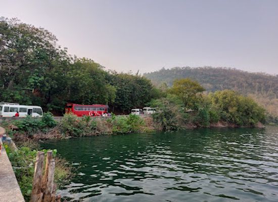 ghana/akosombo/restaurant/dodi-world-akosombo-dodi-princess-dodi-island-boat-cruise