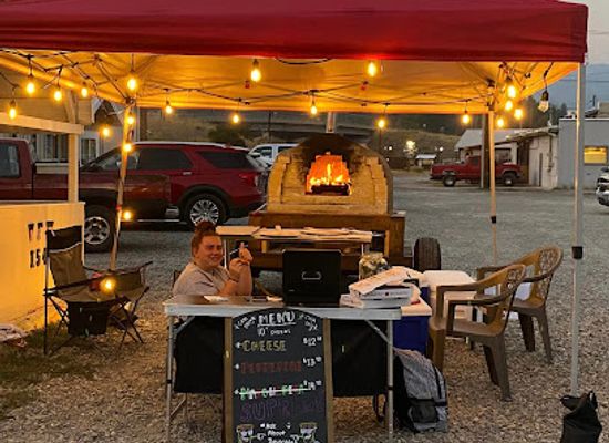 montana/the-cabinet-mountains/restaurant/best-buds-pizzeria