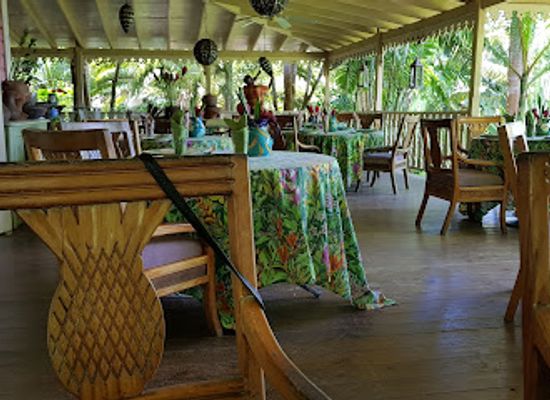saint-lucia/anse-la-raye/restaurant/pink-plantation
