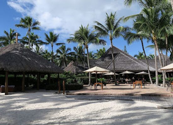 new-caledonia/ile-des-pins/restaurant/la-pirogue