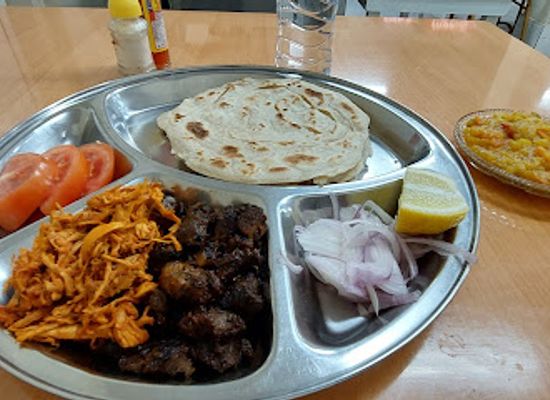 oman/ibri/restaurant/almaslhi-restaurant