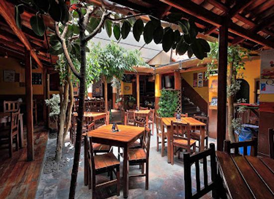 bolivia/sucre/restaurant/joy-ride-cafe