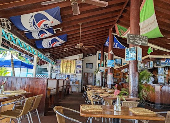 saint-lucia/rodney-bay/restaurant/spinnakers-beach-bar-and-carvery