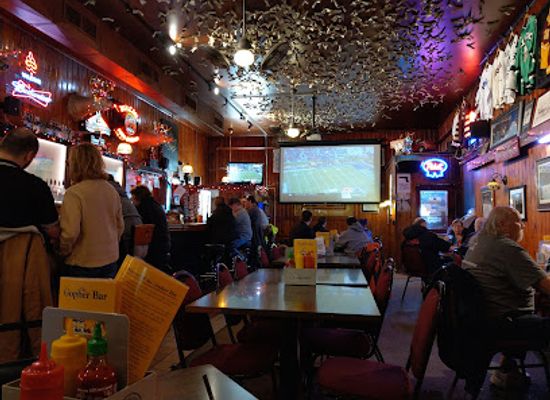 minnesota/saint-paul/lowertown/restaurant/gopher-bar