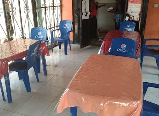 tanzania/singida/restaurant/the-amazon-pork-point