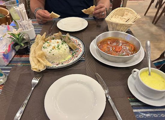 jordan/eastern-desert/restaurant/old-street-cafe-restaurant