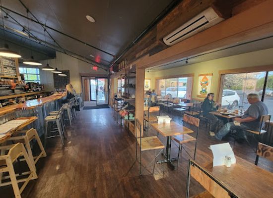 oregon/lake-county/restaurant/initiative-brewing
