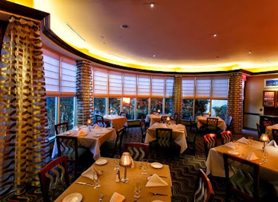 new-york/new-york-city/staten-island/restaurant/lorenzo-s-restaurant-bar-cabaret