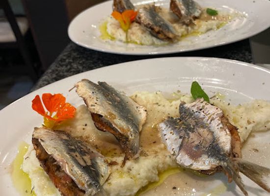 greece/epirus/restaurant/peinakotheke