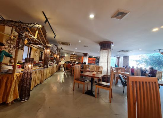 myanmar-burma/yangon-region/restaurant/taing-yin-thar-restaurant-yankin