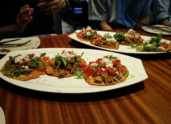 canada/ottawa/restaurant/aroma-meze