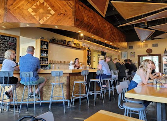 iowa/des-moines/restaurant/cheese-bar