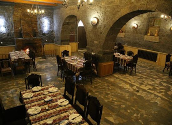 armenia/aragatsotn/restaurant/old-house