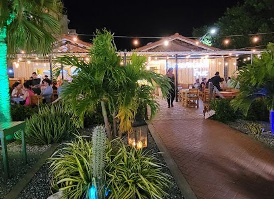 aruba/palm-beach/restaurant/fisherman-s-hut