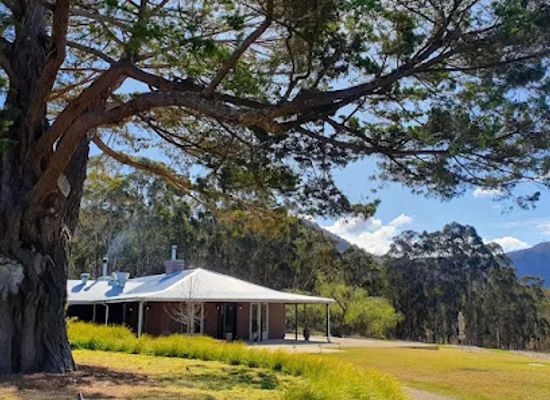 australia/blue-mountains-national-park/restaurant/megalong-lot-101