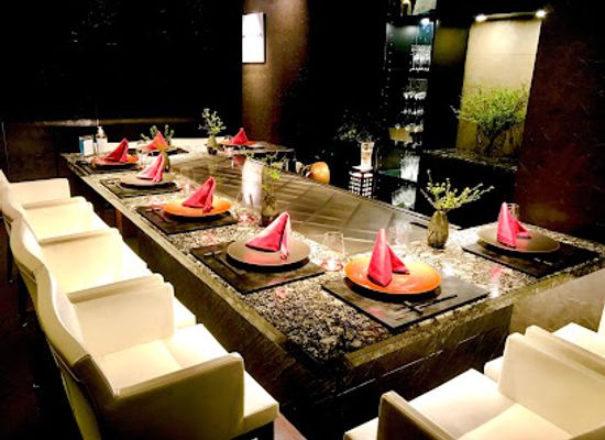 japan/osaka/restaurant/teppanyaki-the-village-osaka